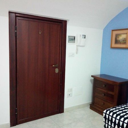 Porto In Vista Apartment Монополи Екстериор снимка
