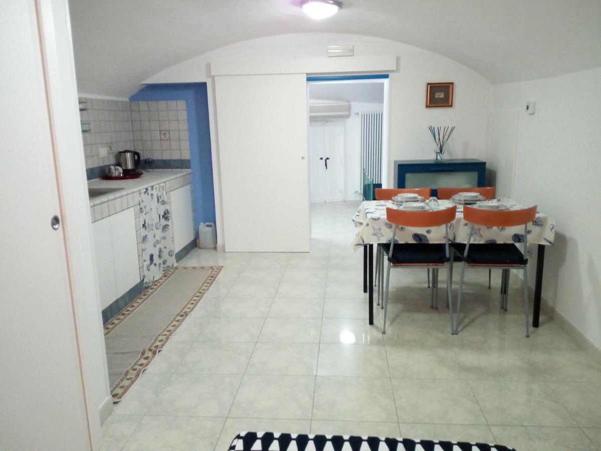Porto In Vista Apartment Монополи Екстериор снимка