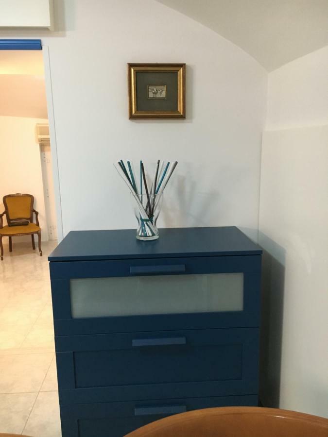 Porto In Vista Apartment Монополи Екстериор снимка