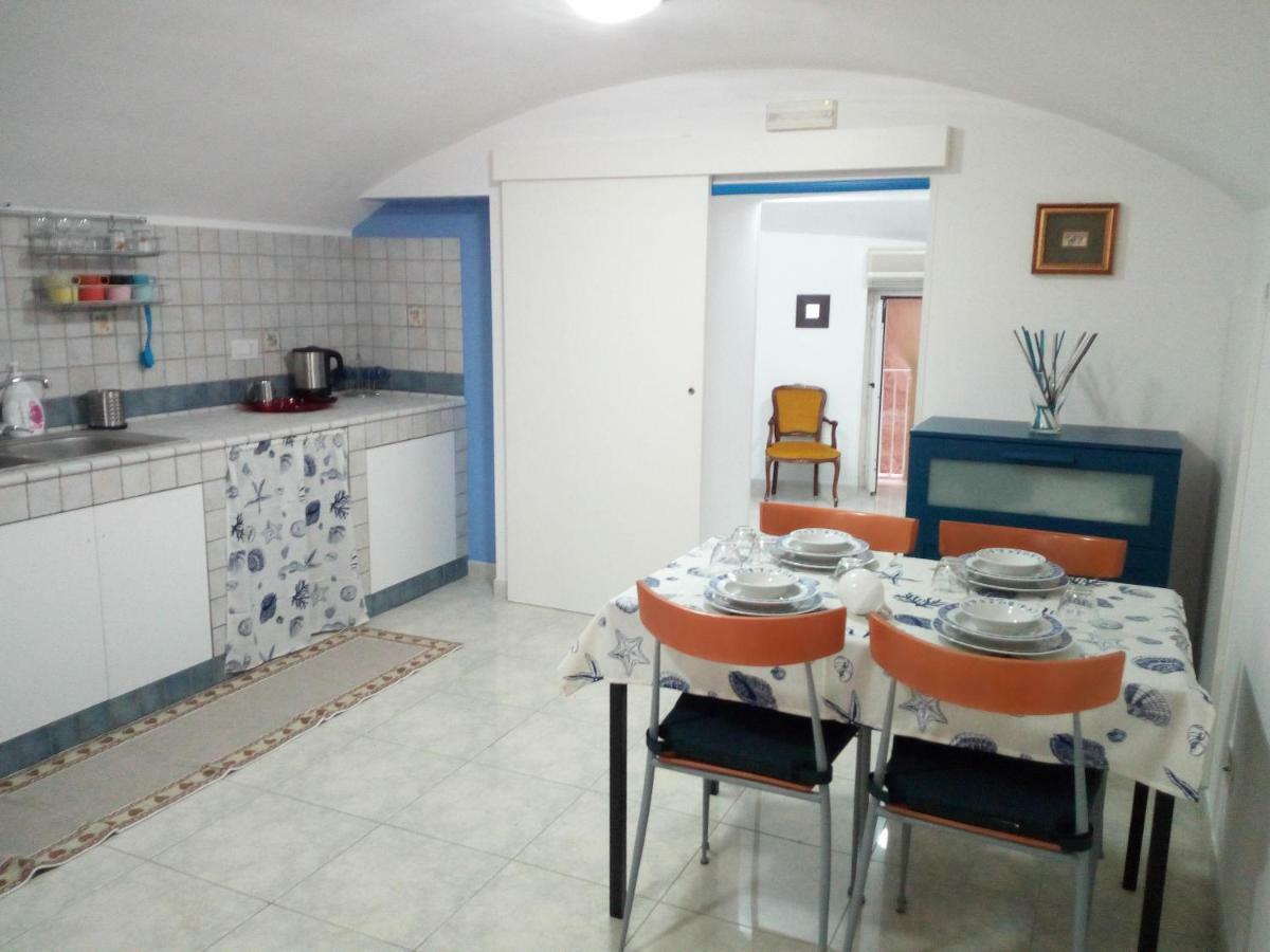 Porto In Vista Apartment Монополи Екстериор снимка